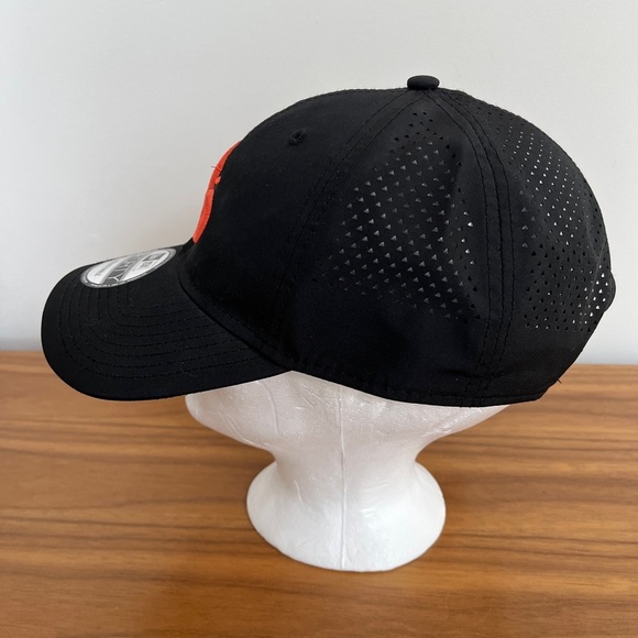 NEW ERA 9 Forty Tuff Birdie NWT Black Golf Hat Perforated Adjustable Back - Picture 3 of 13